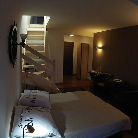 웨바 Dolphin House B&B 외부 사진